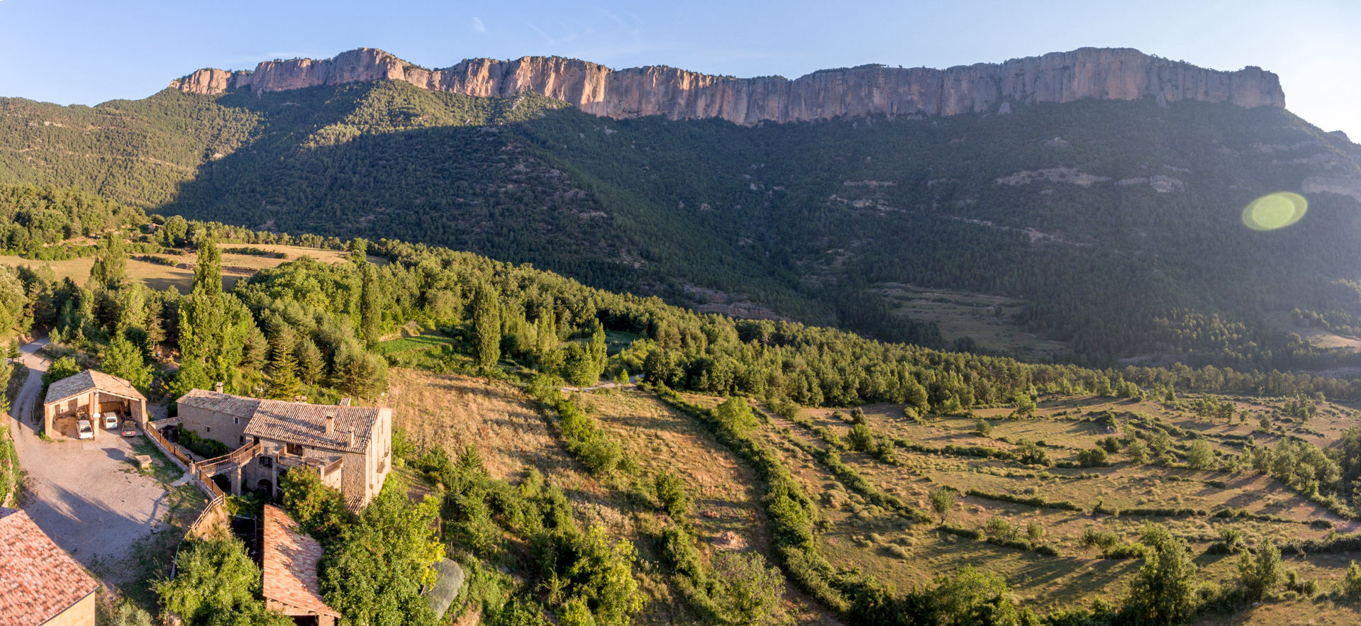 La masia Casafont i el paisatge de la Vall d'Ora